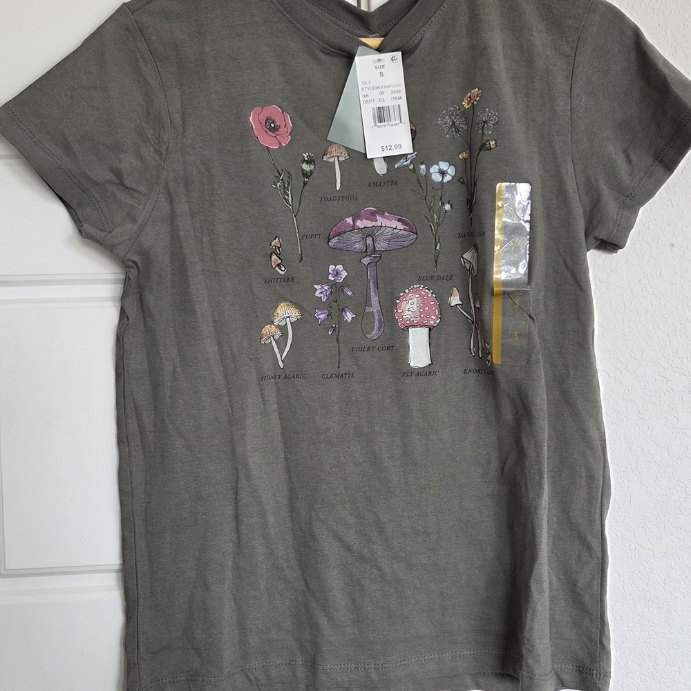 Anita Gray Short Sleeve Tee with Floral and Mushroom Design